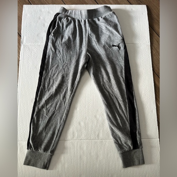 Puma boys kids Grey sweatpants - Picture 1 of 9